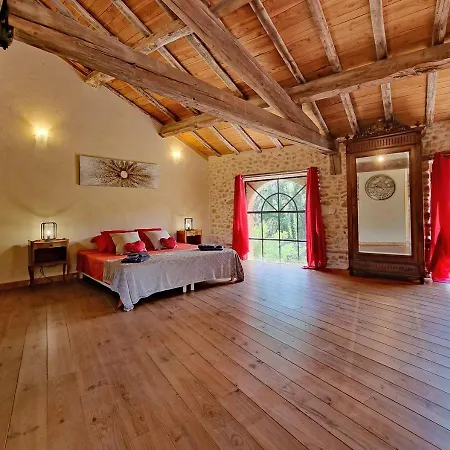 Moulin De Soie فيلة Les Mages