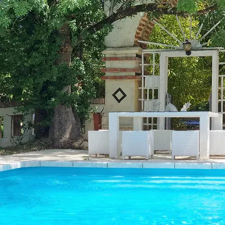 فيلة Moulin De Soie *